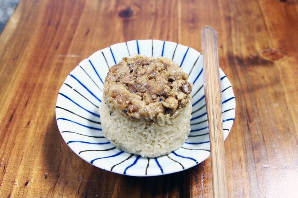 嘉義美食-筒仔米糕｜鈴蘭碗粿
